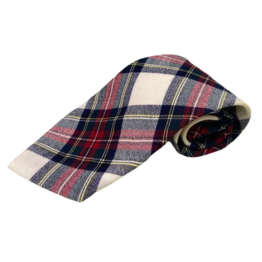 Vintage Archie Brown Scotland 100% Pure Wool Plaid Red & Green Necktie 54x 3.75"